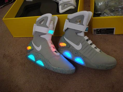 nike air mag fake vs real